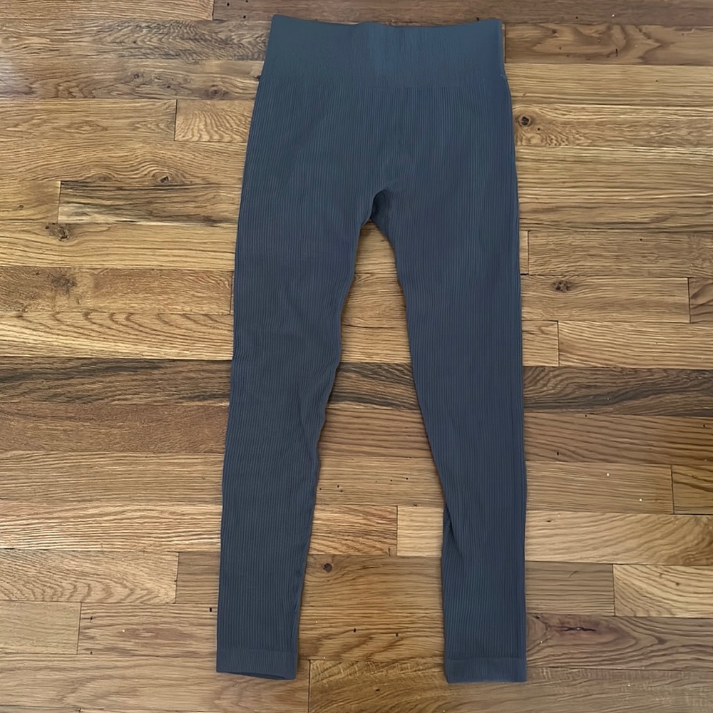 FREE WHEN BUNDLED! Amazon Gray Ribbed Compression Leggings